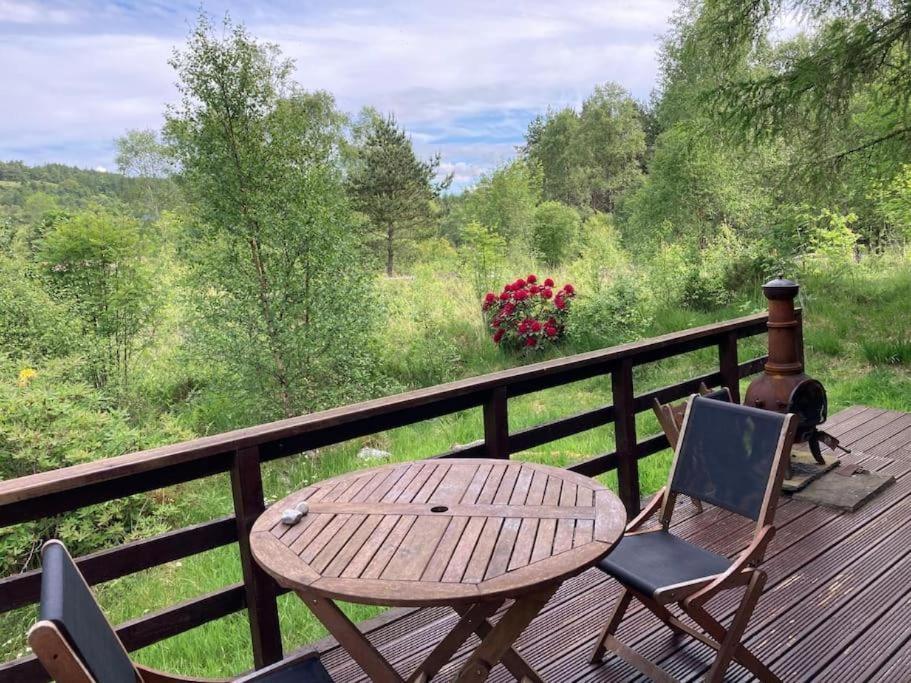 Woodland Retreats Lägenhet Fort William Exteriör bild
